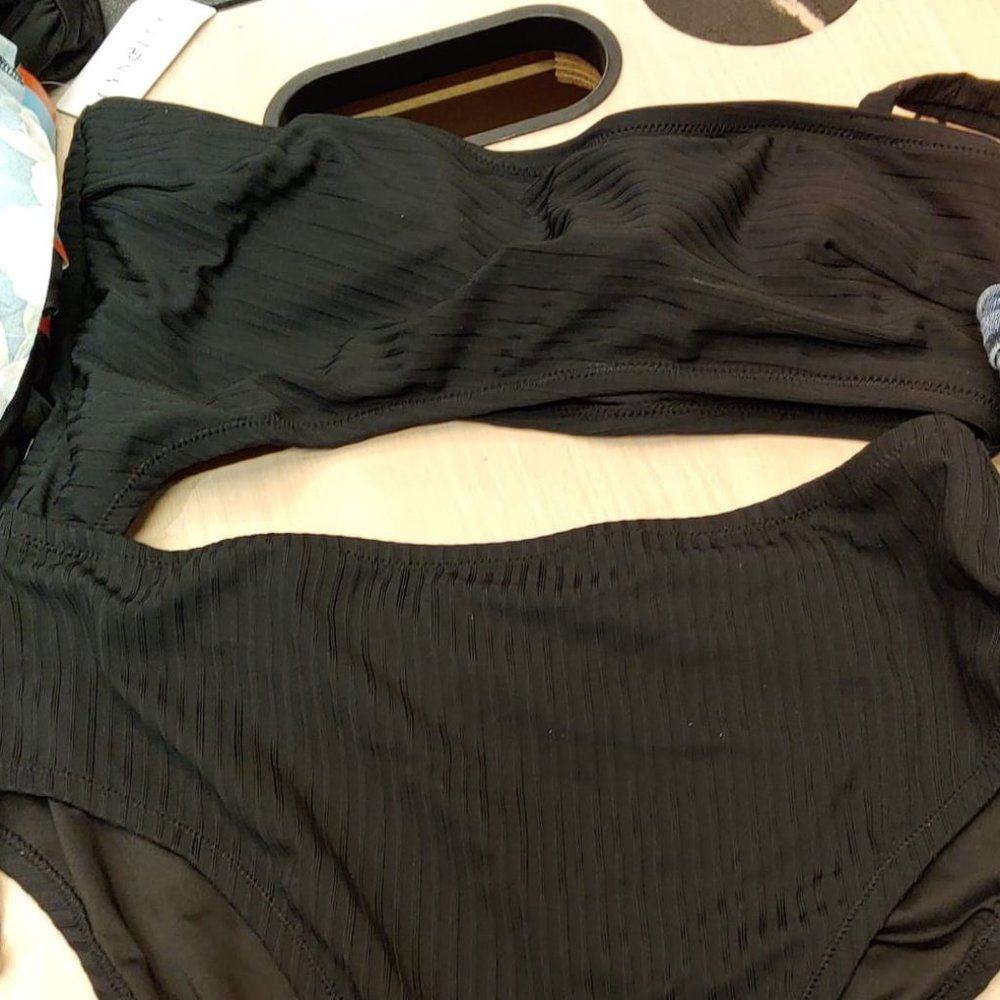 Women's Ribbed Cut Out One Piece Swimsuit - Shade - Picture 3 of 6